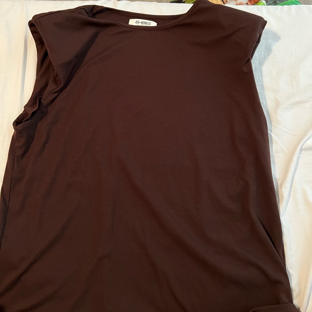 4th and Reckless Sleeves Shoulder pad blouse